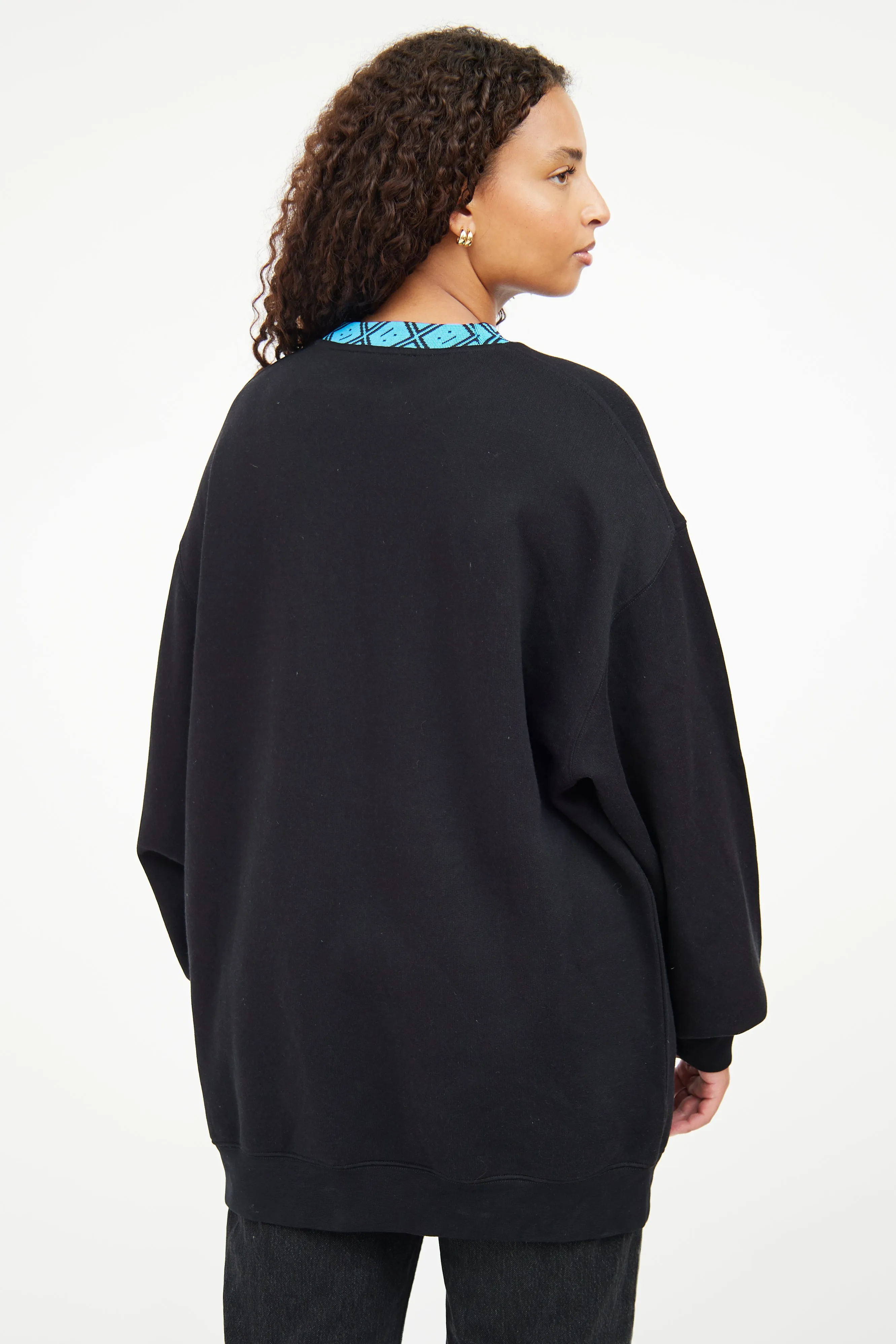 Black & Blue Face Crewneck Top