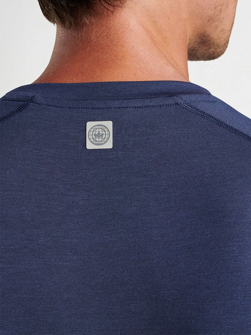Peter Millar Aurora Performance Long-Sleeve T-Shirt in Navy